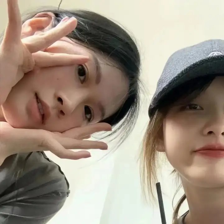 战火中的小狐狸